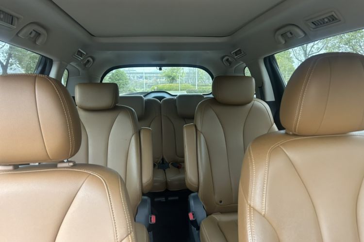 Used BYD Song MAX 2018 1.5T Automatic Smart Connect Elite Model with 6 Seats
