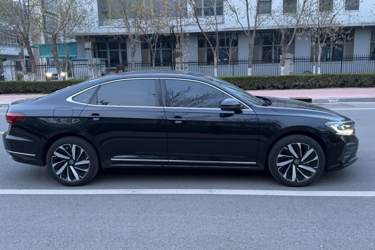 Used Volkswagen Passat 2025 Premium Version 380TSI Dragon Edition