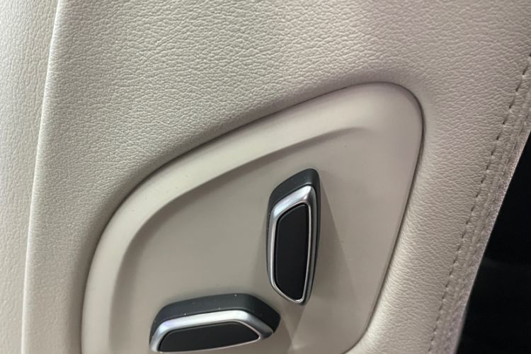 Used Cadillac CT6 2023 28T Luxury Version Interior 1