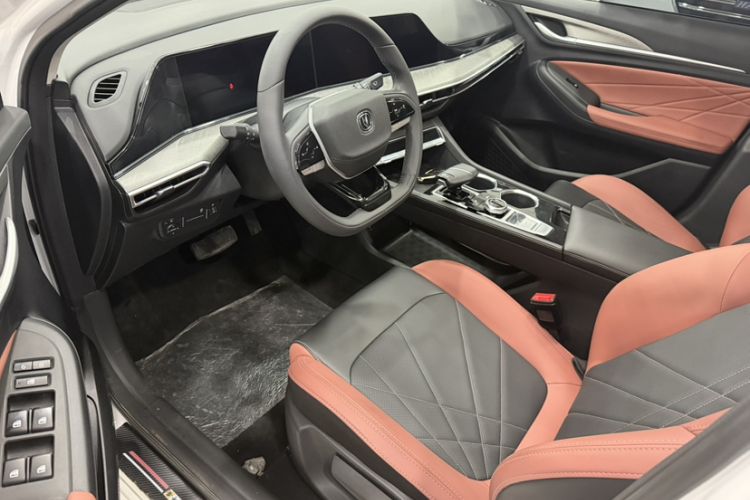 Used Changan Eado 2023 Changan Edition PLUS Blue Whale NE 1.4T GDI DCT Prestige Version