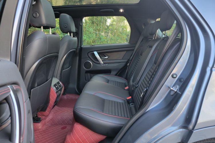 Used Land Rover Discovery Sport New Energy 2021 P300e Performance Tech Edition Interior 2