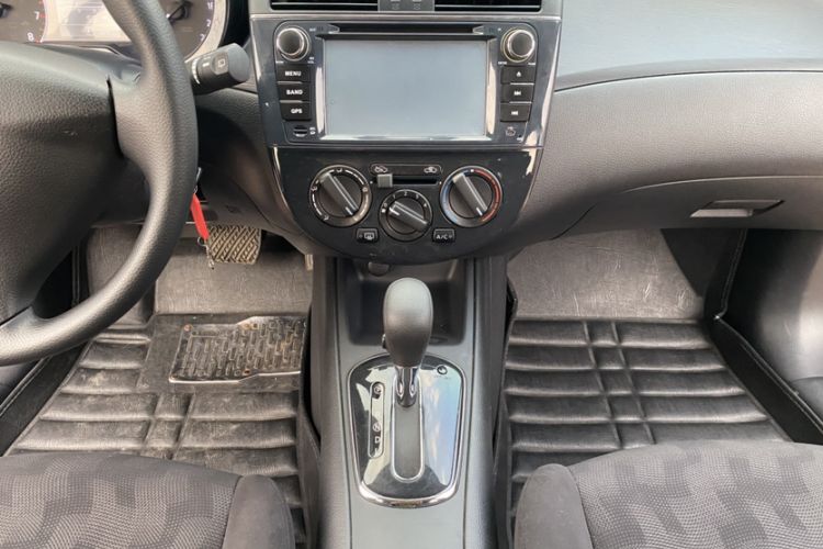 Used Nissan Tiida 2014 1.6L CVT Comfort Model