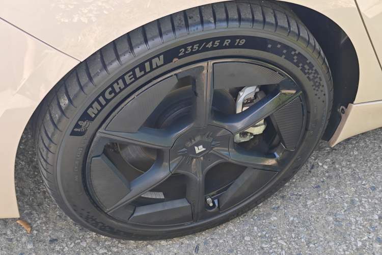 Used Hyptec GT 2024 Global Model 710 Ultra-High-Voltage LiDAR Edition
