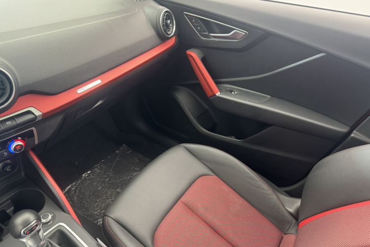 Used Audi Q2L 2018 35 TFSI Fashion Dynamic Version China VI Emission Standard