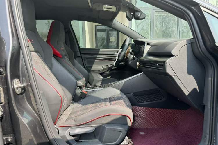 Used Volkswagen Golf GTI 2021 380TSI DSG GTI Interior 2