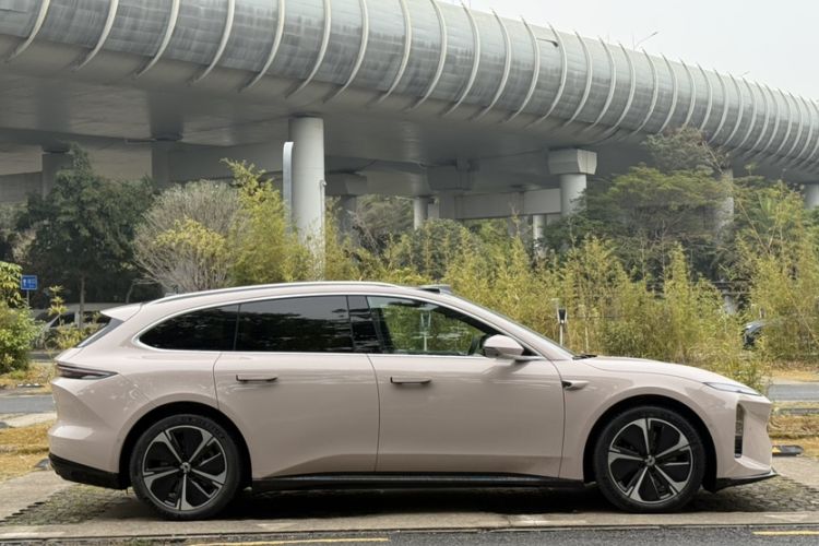 Used Nio ET5T 2025 100kWh Touring