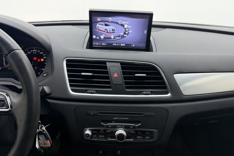 Used Audi Q3 2015 30 TFSI Comfort Model Interior 3