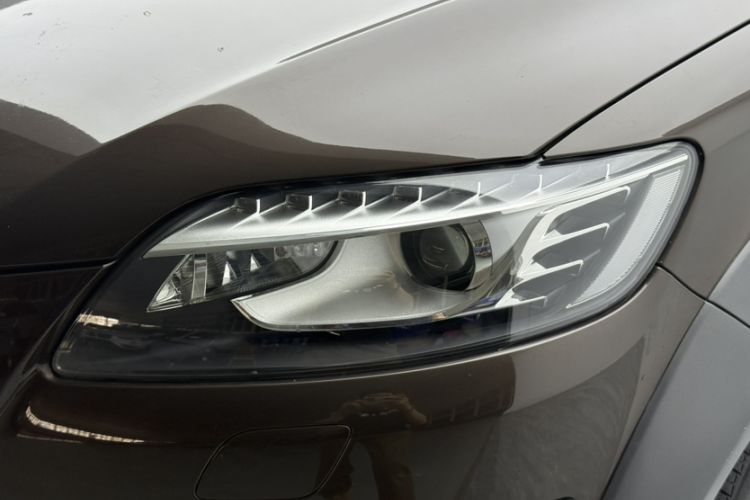 Used Audi Q7 2014 35 TFSI Off-road Model Exterior 6