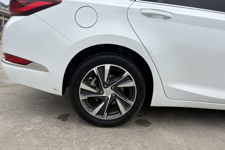 Used BAIC Beijing U7 2019 1.5T CVT New Smart Version China VI Emission Standard