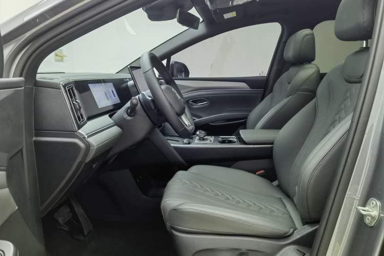 Used BYD Song L DM-i 2024 112 km Beyond Edition