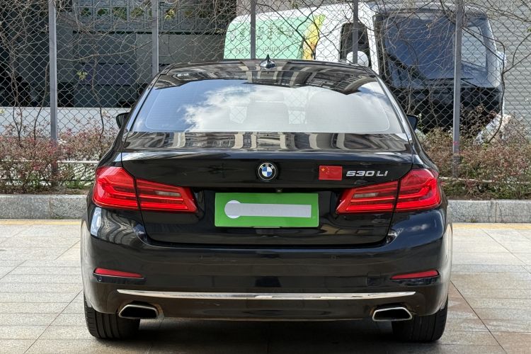 Used BMW 5 Series 2018 530Li Luxury Edition Premium Package
