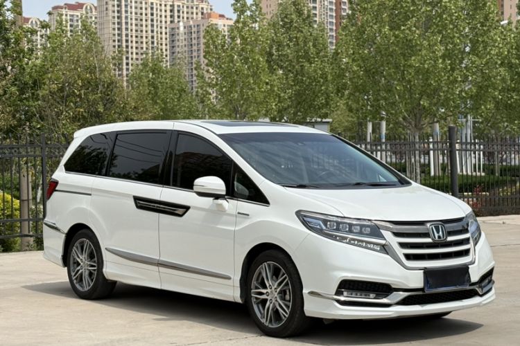 Used Honda Elysion 2019 2.0L Hybrid Luxury Edition
