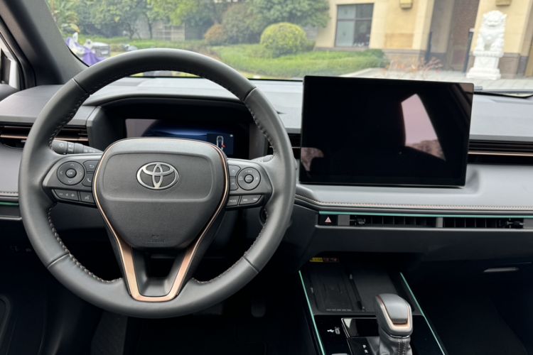 Used Toyota FRONTLANDER 2026 Model 2.0L CVT Luxury Edition