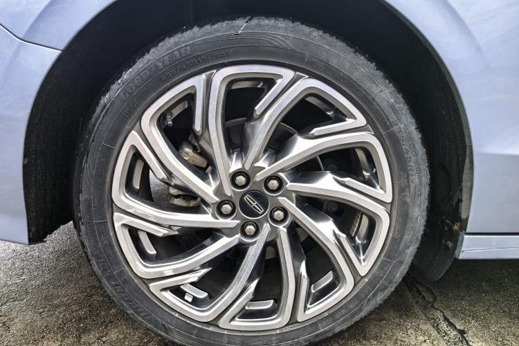 Used Lincoln Z 2022 iXiang Zunyi Edition
