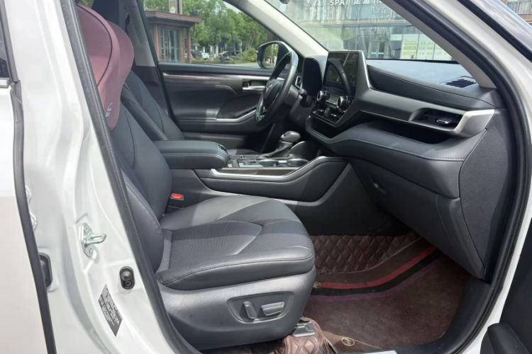 Used Toyota Highlander 2024 2.5L Smart Electric Hybrid Dual-Motor Two-Wheel-Drive Prestige Version 7 Seats
