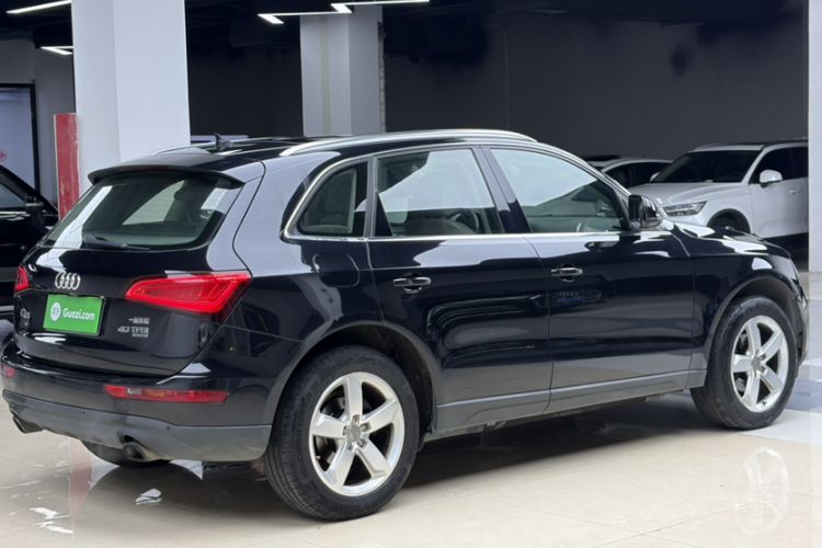 Used Audi Q5 2015 40 TFSI Comfort Model
