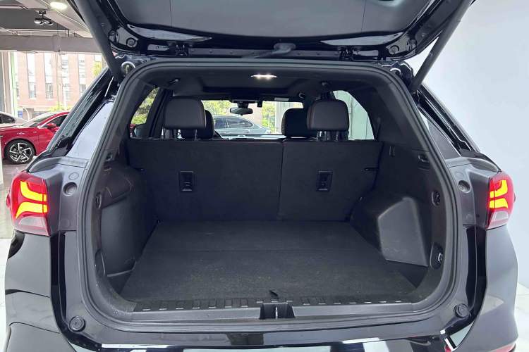 Used Chevrolet Equinox 2021 550T RS Smart Boundary-Pushing Edition
