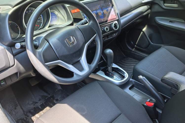 Used Honda Fit 2014 1.5L SE CVT Fashion Model
