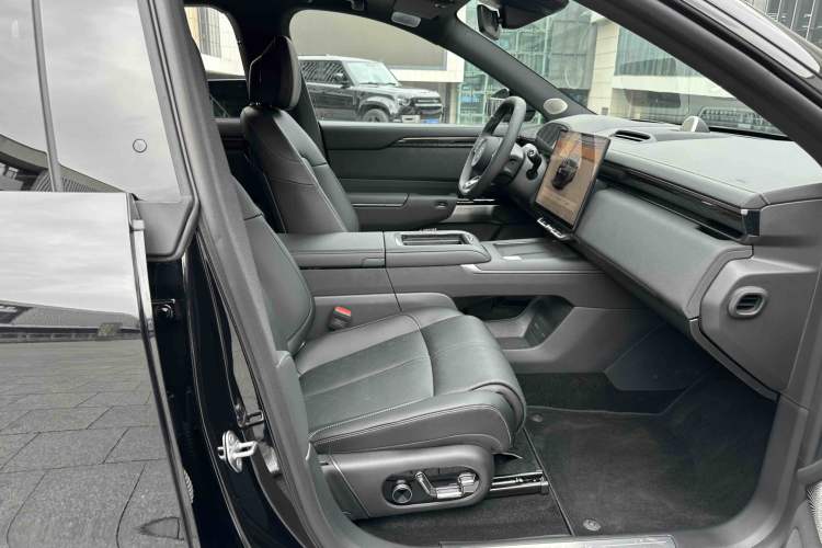 Used Zeekr 7X 2025 75 kWh Rear-Wheel Drive Intelligent Driving Version
