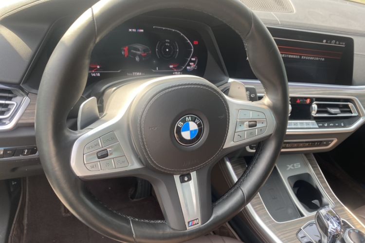 Used BMW X5 2022 xDrive 40Li M Sport Package
