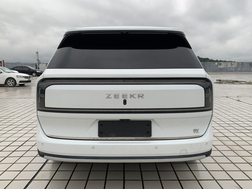 Zeekr 9X 2025 Ultra Edition 70kWh — снимка 14