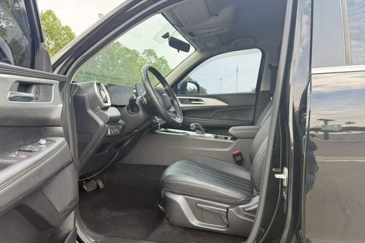 Used Haval H5 2023 2.0T Automatic Two-Wheel Drive Leading Edition Gasoline
