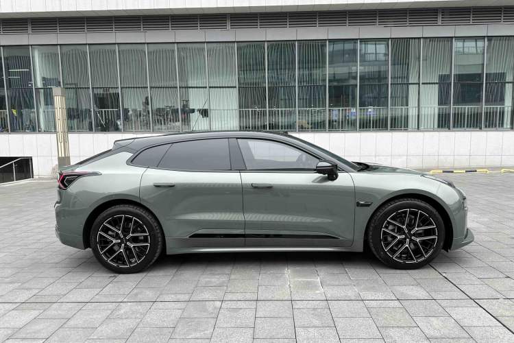 Used Zeekr 001 2026 Model 103° Rear-Drive Max Version Exterior 3