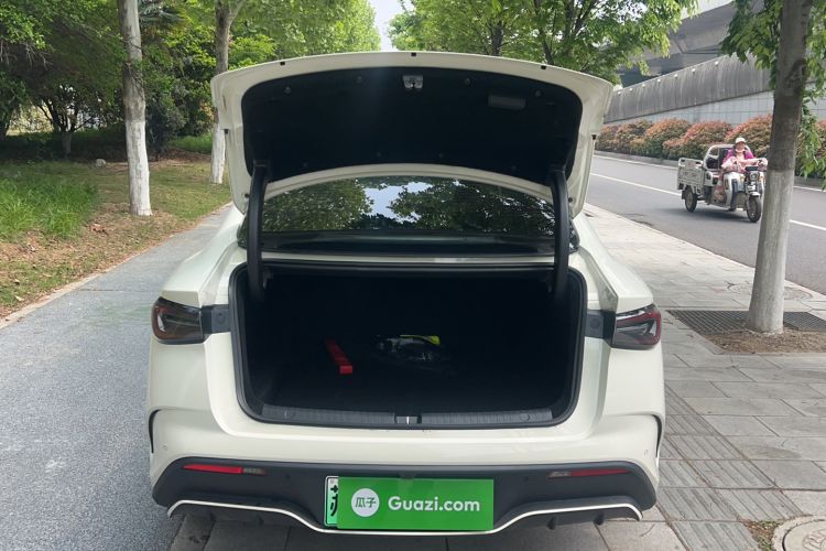 Used BYD Seal 06 New Energy 2025 DM-i Smart Drive 120KM Deluxe Model Trunk