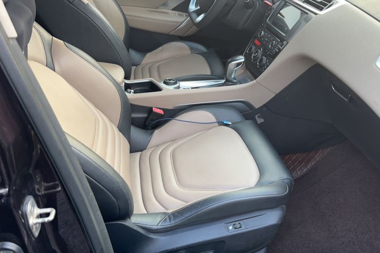 Used DS 6 2014 1.6T Luxury Edition THP160
