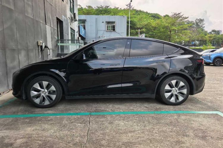 Used Tesla Model Y 2022 Rear-Wheel-Drive Version