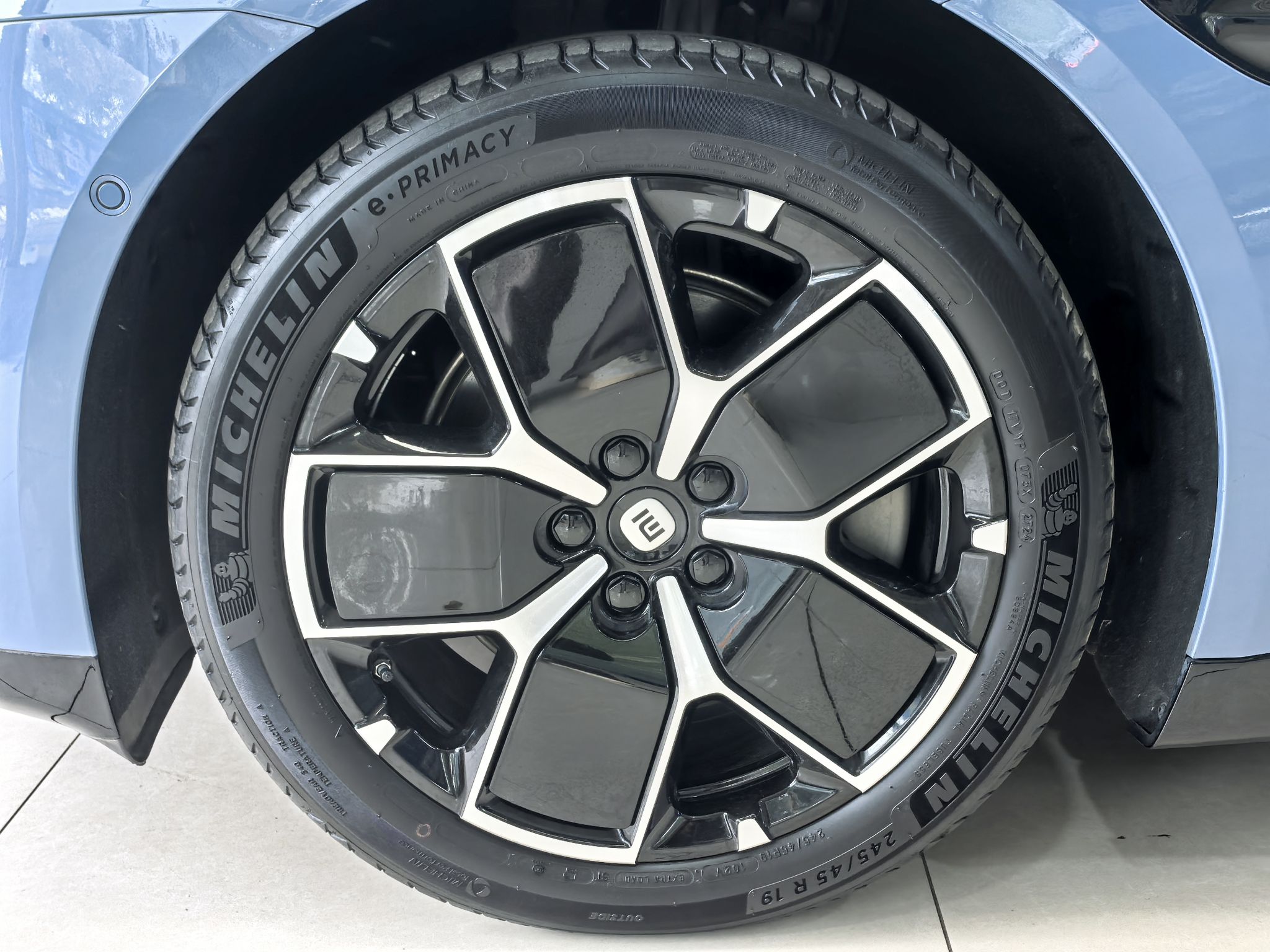 Xiaomi Auto SU7 2024 Rear-Drive Ultra-Long Range Advanced Pro-Level Intelligent Driving Version — снимка 16