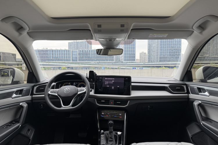 Used Volkswagen Tayron 2024 330TSI Two-Wheel Drive Luxury Plus Advanced Version Interior 2