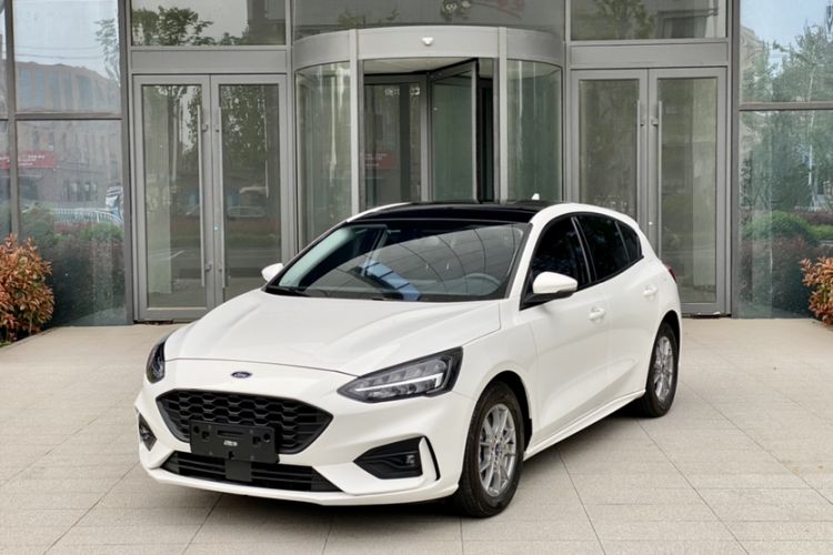 Used Ford Focus 2021 Hatchback EcoBoost 180 Automatic Titanium Edition