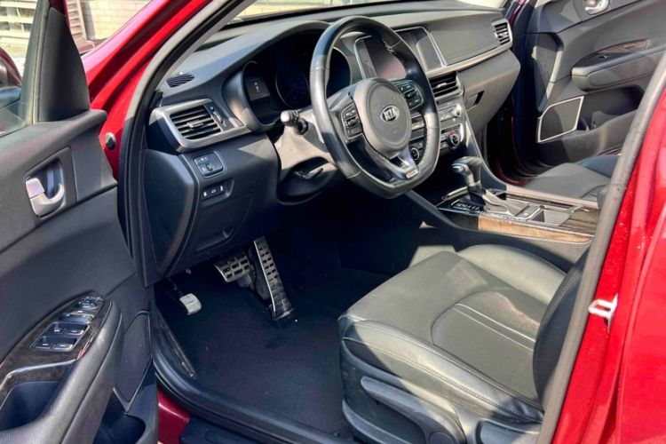 Used Kia K5 2016 1.6T Automatic LUX
