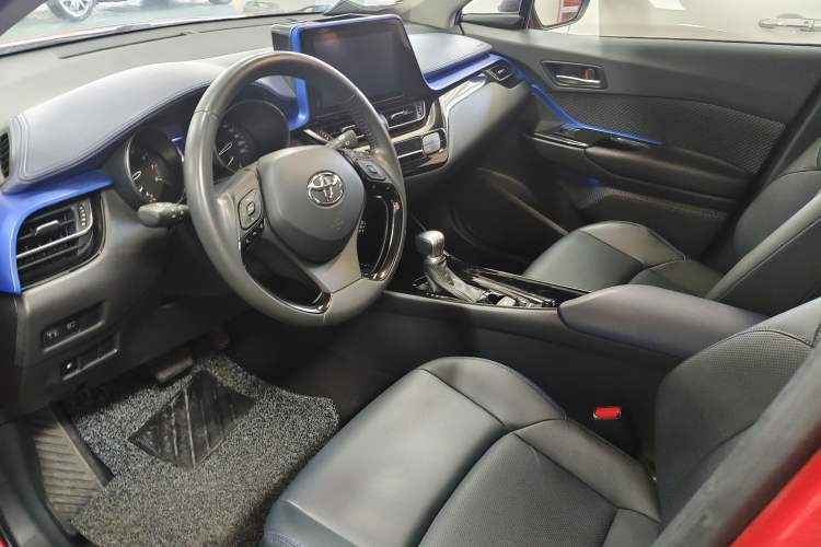 Used Toyota C-HR 2021 2.0L Luxury Edition Interior 1