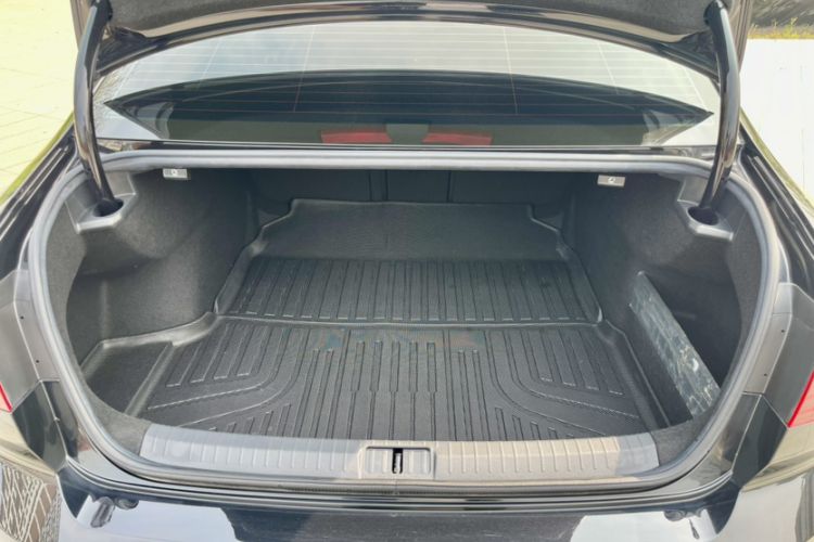 Used Volkswagen Magotan 2023 2 Million Units Commemorative Edition 330TSI DSG Luxury Version Interior 8