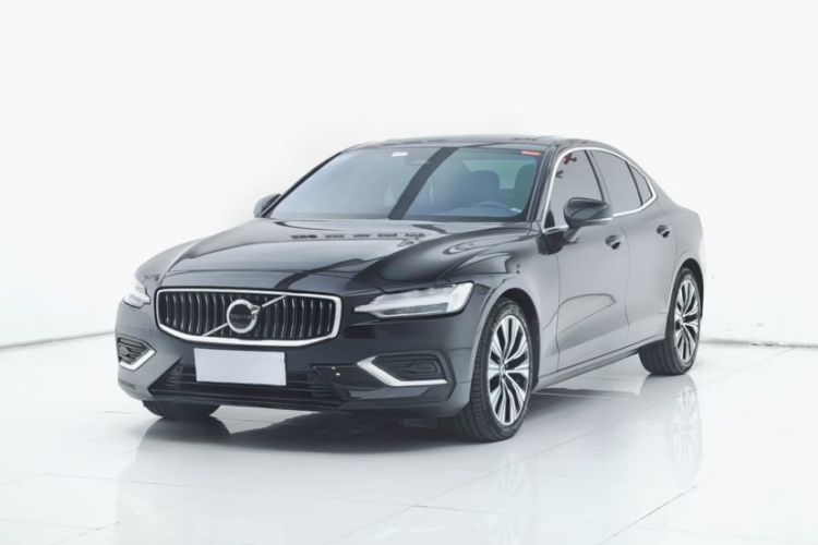 Used Volvo S60 2024 B4 Zhiyuan Luxury Edition