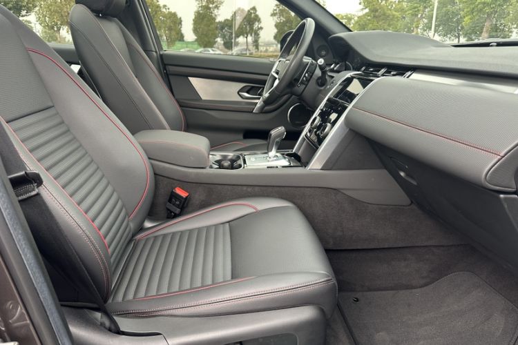 Used Land Rover Discovery Sport 2022 249 PS Metropolitan Edition 5 Seats