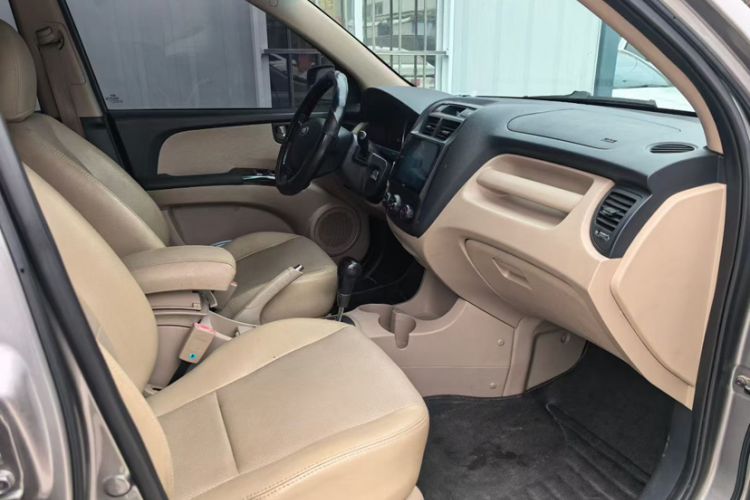 Used Kia Sportage 2013 2.0L Automatic Two-Wheel Drive GL Trim