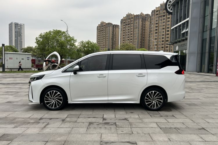 Used GAC Trumpchi M6 2024 MAX 270T WDCT Luxury Edition Exterior 8