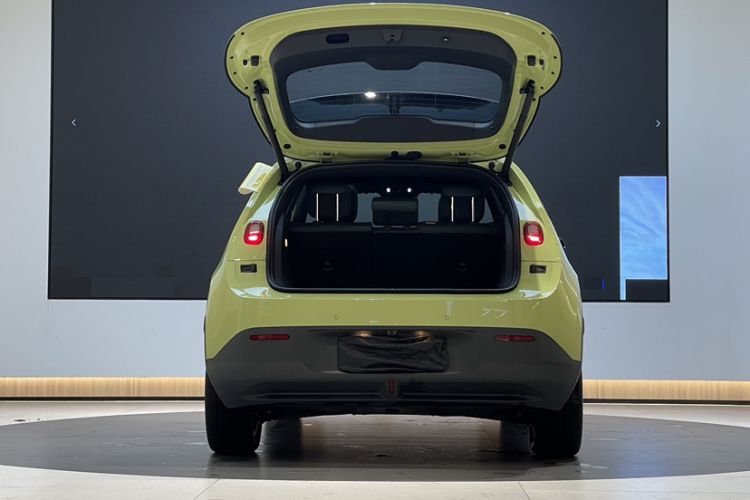 Used firefly 2025 Free Edition
