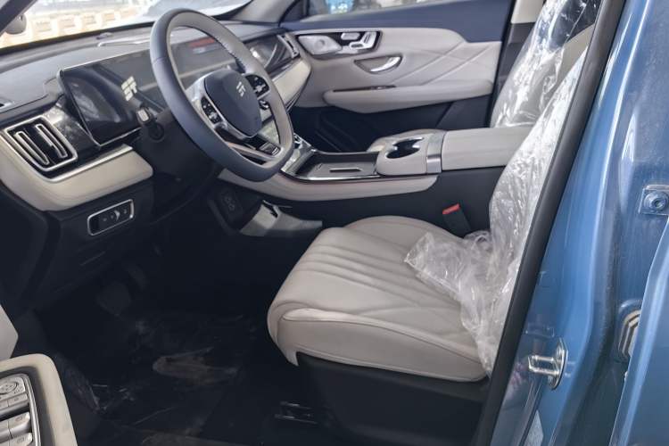 Used JETOUR Shanhai L7 2025 Model 1.5T 120km Enjoyment 7-seater