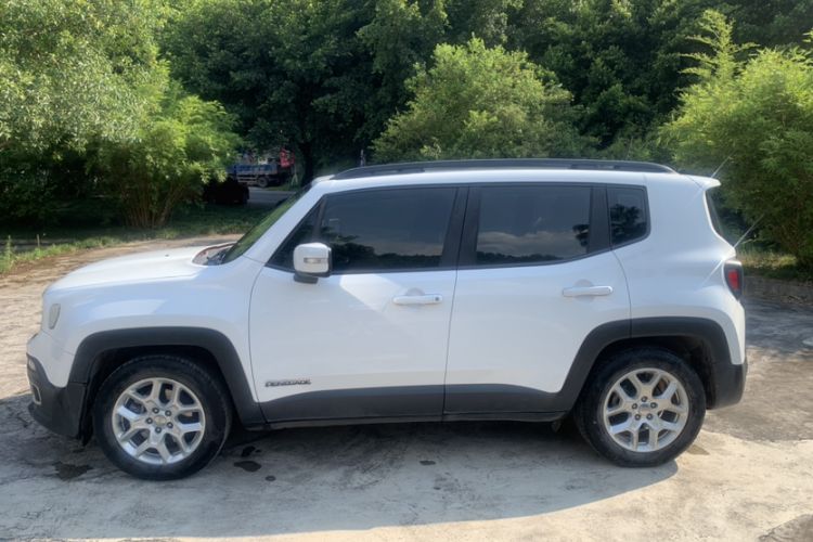 Used Jeep Renegade 2018 Connected Large Screen Version 180T Automatic High-Energy Edition
