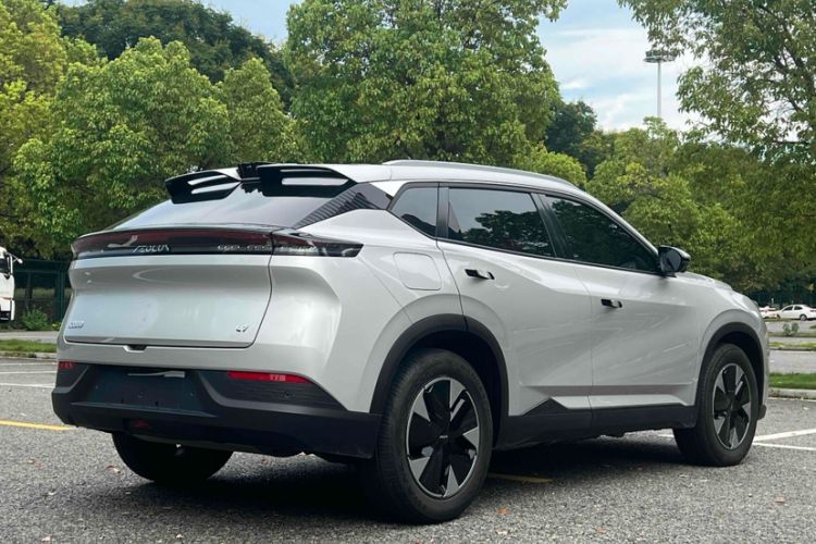 Used Dongfeng Aeolus L7 New Energy 2024 205 Air