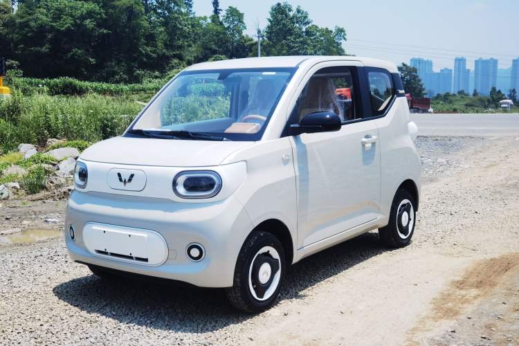 Used Wuling Hongguang MINIEV 2024 3rd Generation 215km Youth Edition