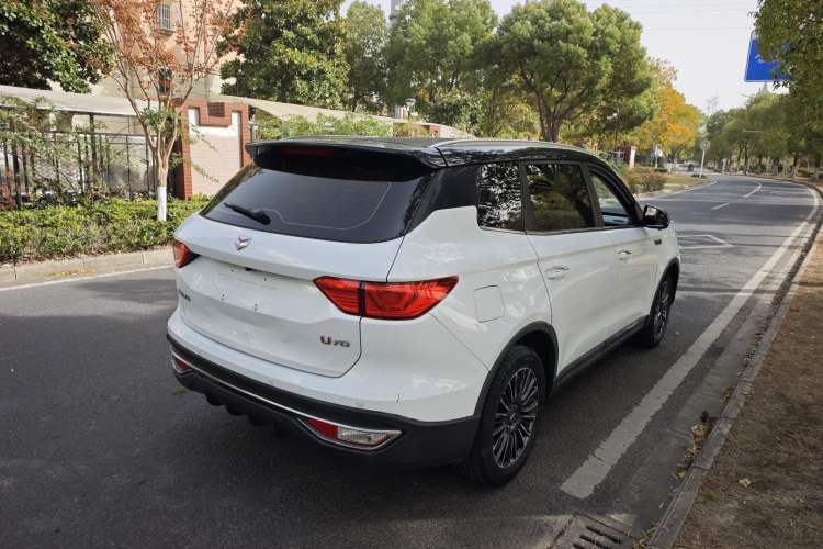 Used Sinotruk VGV U70 2020 1.5T Automatic Smart Luxury 7-Seater