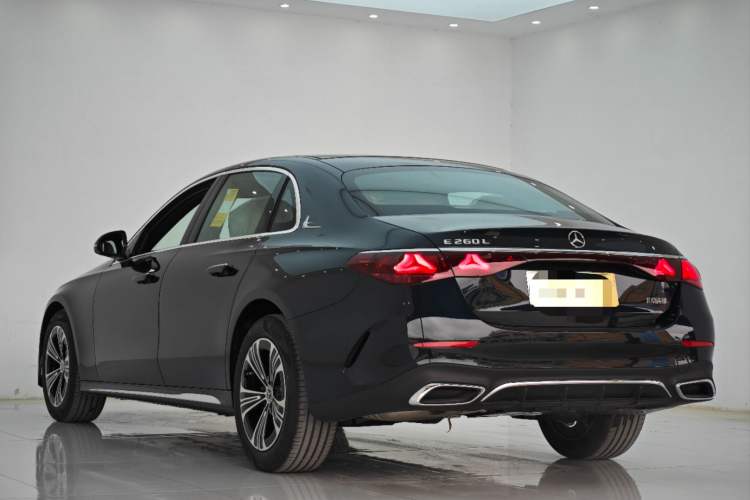 Used Mercedes-Benz E-Class 2025 E 260 L Sport Edition Exterior 5