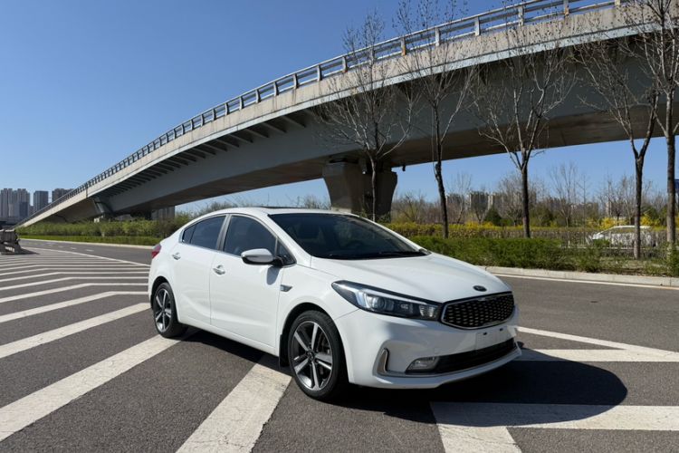 Used Kia K3 2017 1.6L Automatic 15th Anniversary Special Edition GLS Exterior 2