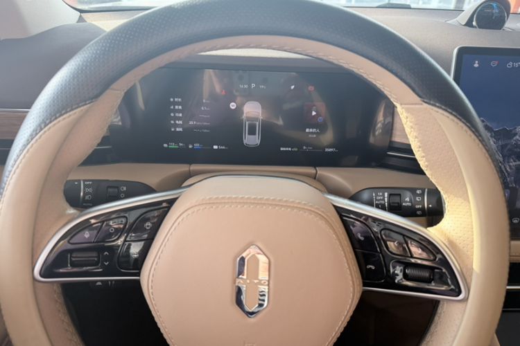 Used Hima AITO M7 2024 1.5T Intelligent Driving 4WD Ultra Version 6 Seats