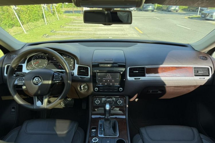 Used Volkswagen Touareg 2015 3.0 TSI Standard Model